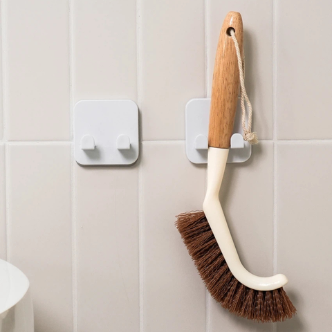 [DAISO] No Drilling Adhesive 2-hook hanger 2ea (Hold Up to 1kg)