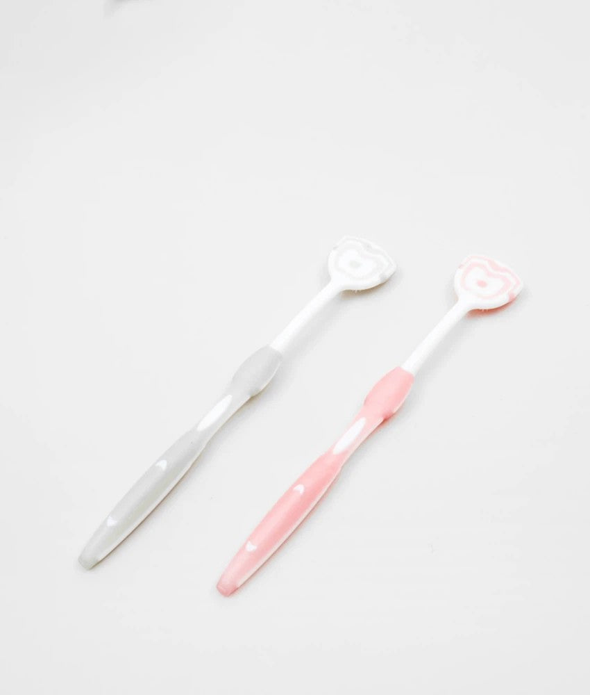 [Daiso] Brush Type Tongue Cleaner 2P