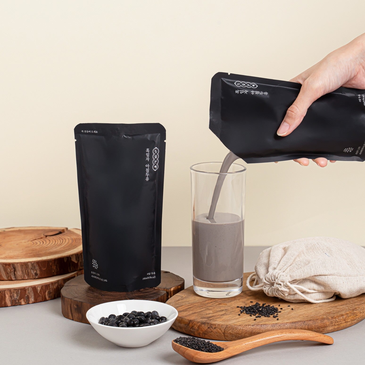 [두유본색] 흑임자 아침두유 190ml