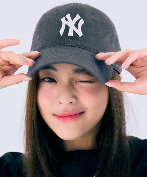 MLB Korea - New York Yankees N-COVER Ball Cap Red